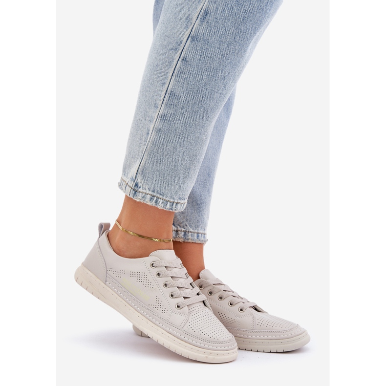 Damen -Leder -Sneaker grau offene Arbeiten 1
