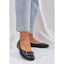 Öko -Leder -Ballerinas mit einer schwarzen Dekoration 2
