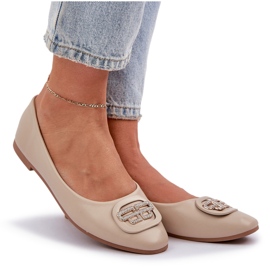 Ballerinas auf einer flachen Sohle mit einer Verzierung für 58p Beige 7