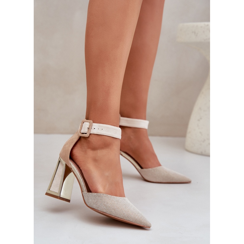 Sandalen auf dem Pfosten mit spitzen Zehen Beige 2