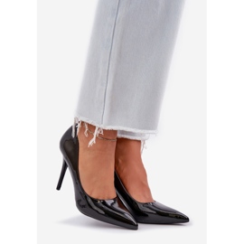 Lackierte High Heels mit spitzen Zehen schwarz 1