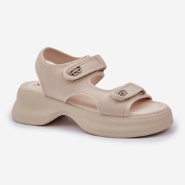 Leichte materielle Sandalen auf der leichten beige Plattform 4