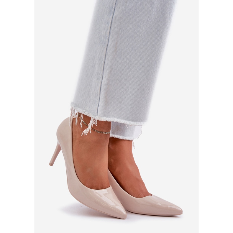 Lackierte High Heels mit spitzen Toasts Beige 1
