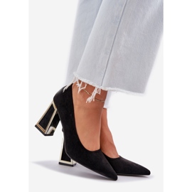 Elegante Pumpen auf den Zeiger schwarzen Nasen 1