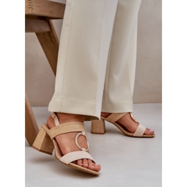 Sandalen auf der Bar Ferse Beige 2