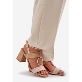 Sandalen auf der Bar Ferse Beige 1
