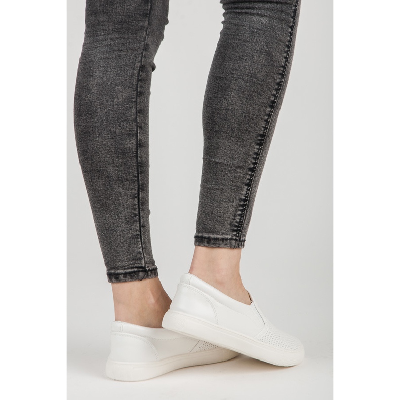 Durchbrochene Slipons weiß 1