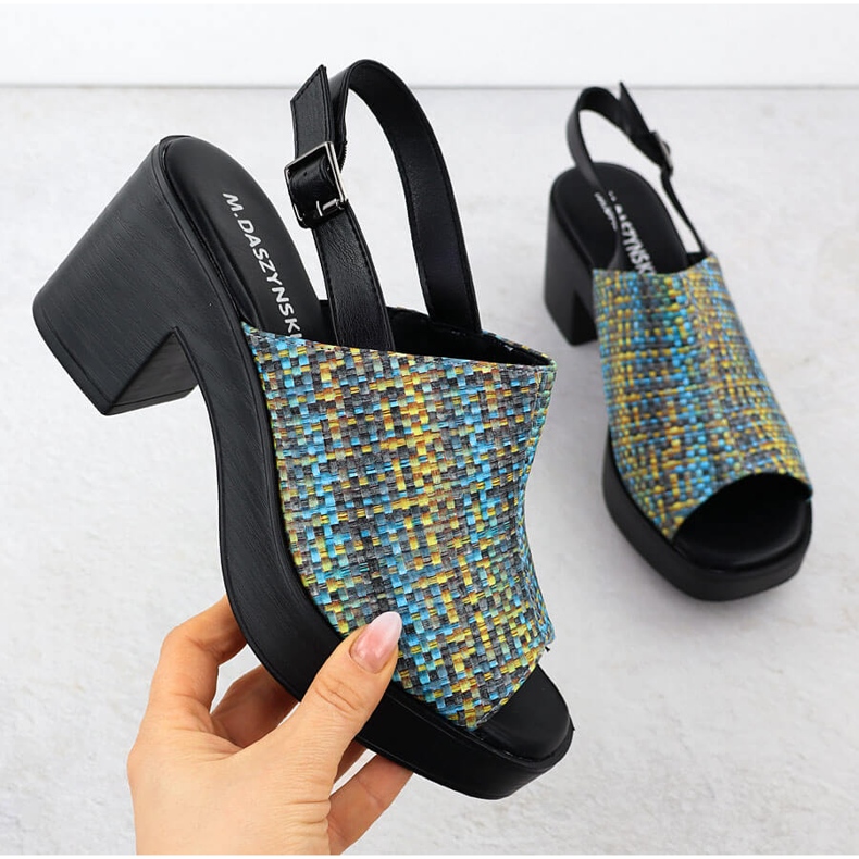 Frauensandalen auf dem M. Daszyński Braid Post MR23126-7 blau 1