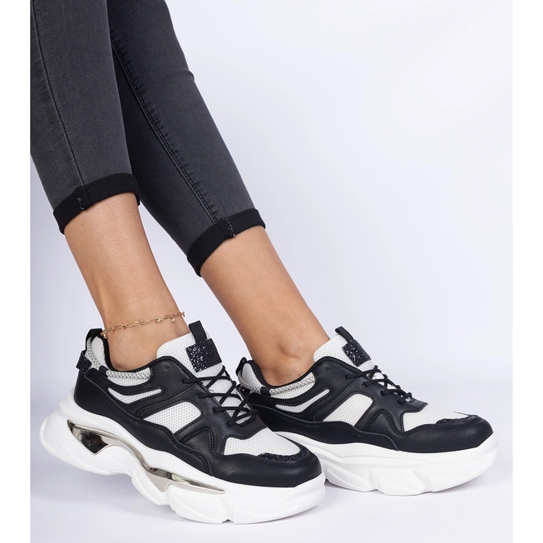 Schwarze Turnschuhe Frauen Sportschuhe 1