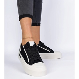 Schwarze Frauen -Stoff -Turnschuhe auf der Plattform 3