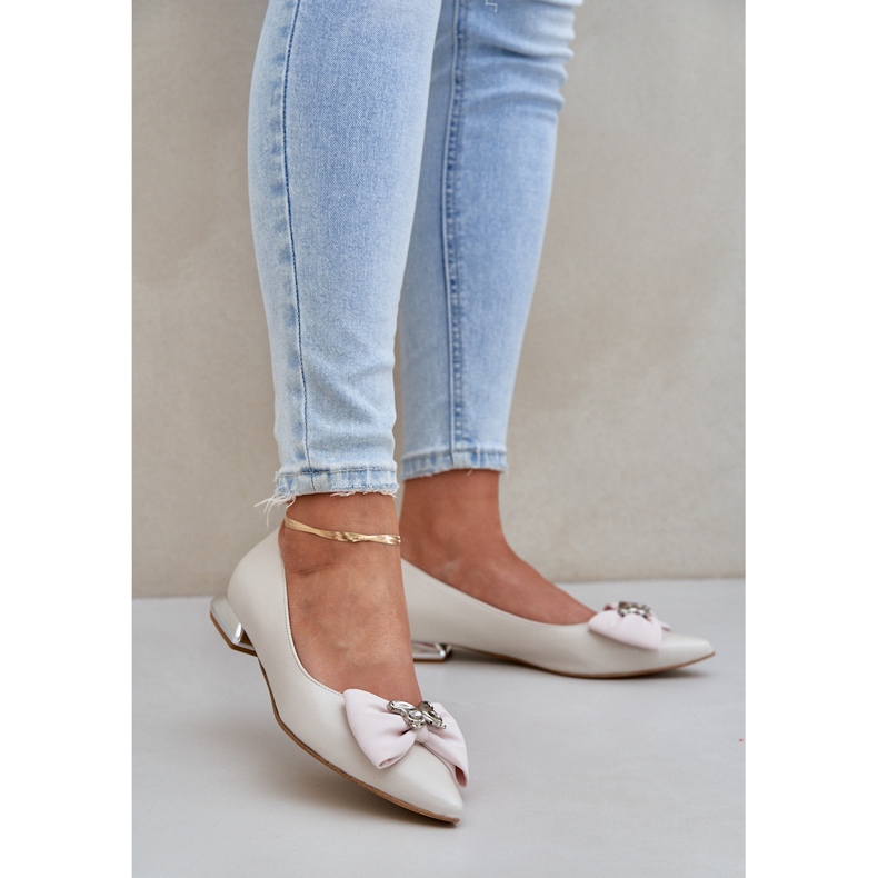 Laura Messi Elegante Leder -Frauenpumpen mit einem Laurea Messi 2893 Beige Bogen 1