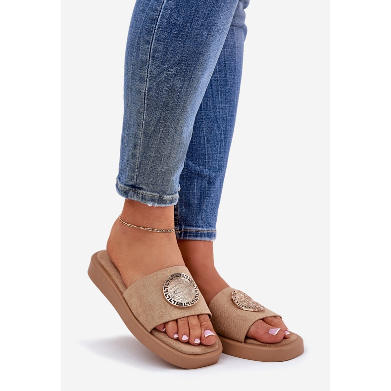 Damenschuhe mit einem goldenen Dekoration Beige 1