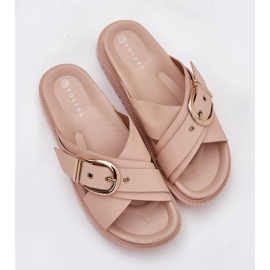Hausschuhe auf der Plattform mit einer beige Schnalle 7