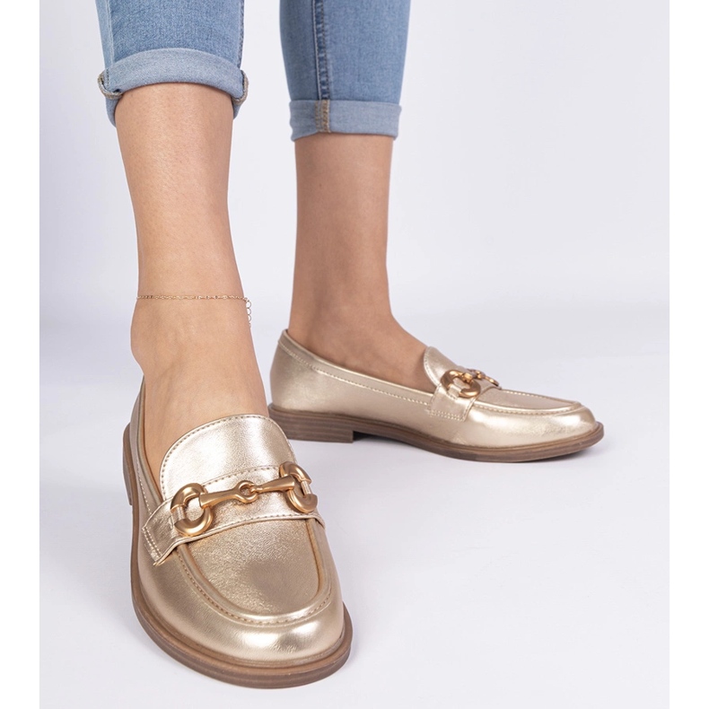 Goldene Frauen -Slipper mit goldener Dekoration 1