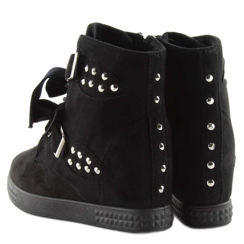 Schwarze Turnschuhe A-79 schwarz 2