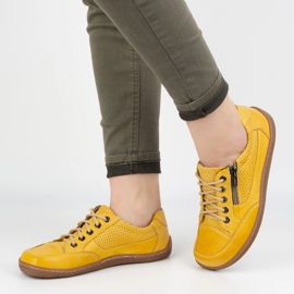 Barfuß Frauen minimalistische Leder -Sneaker Olivier 770 Perforiert gelb 5