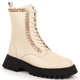 Damen-Stiefeletten aus Leder mit Kette, isoliert beige Artiker 1