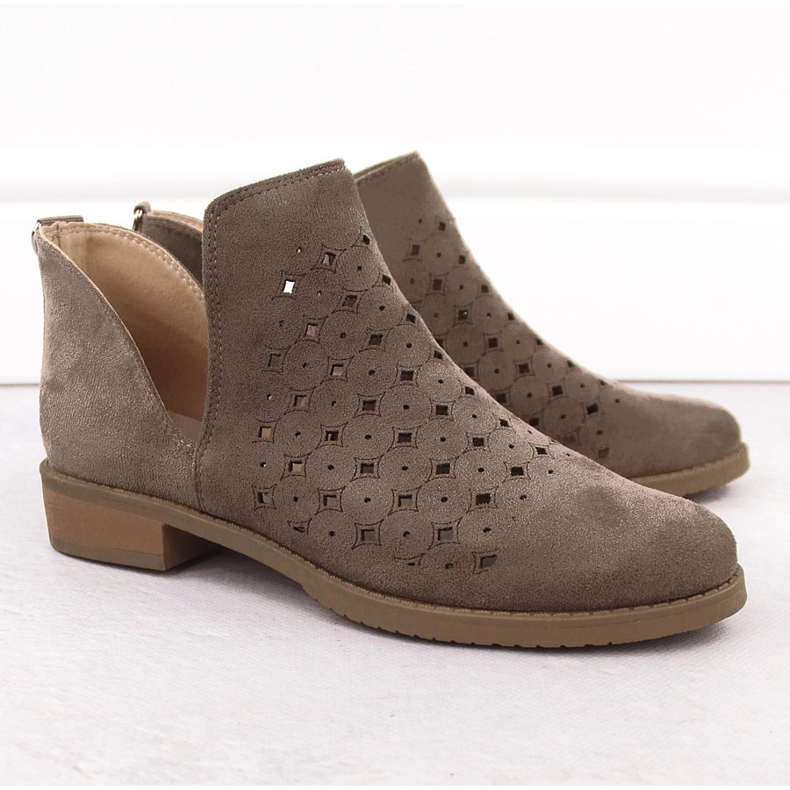 M. DASZYŃSKI Durchbrochene Wildleder-Slipper für Damen braun M.Daszyński SA62-102 2