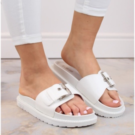 Weiße Flip-Flops aus ökologischem Leder mit Schnalle Big Star JJ274A309 7