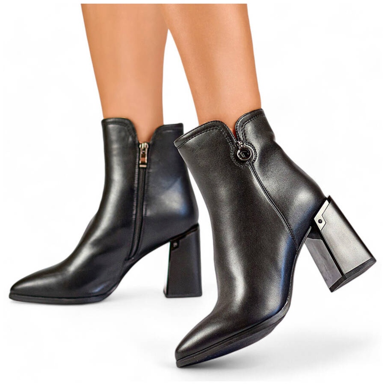 Isolierte Damen-Stiefeletten mit spitzer Zehenpartie, schwarz GD-FL2084B 1