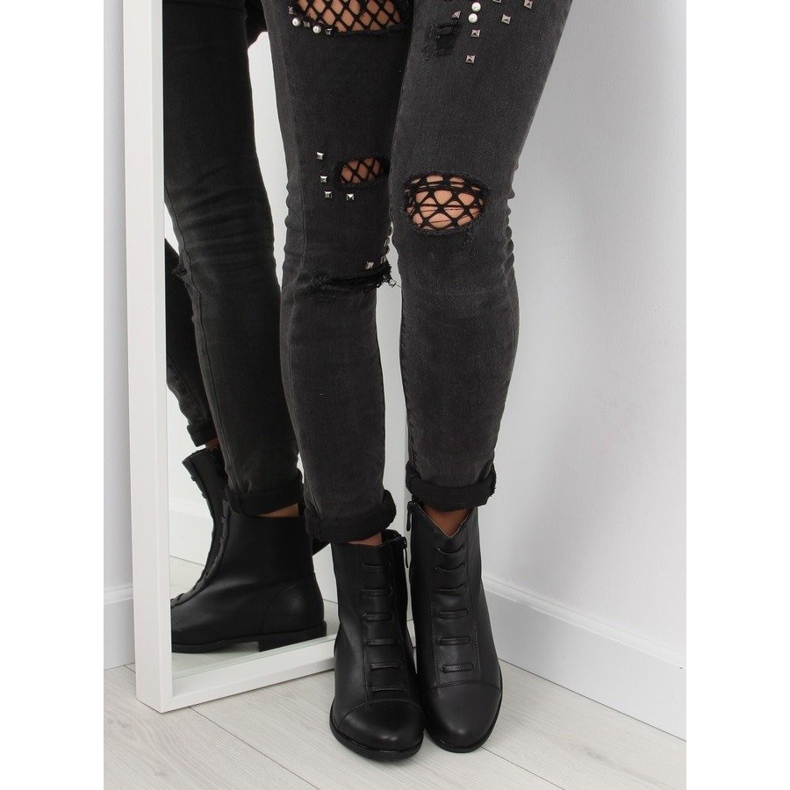 Schwarze isolierte Damenstiefel F7091-1BLACK 1