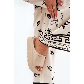 Frauenschaumflip Flops auf der Big Star RR274A569 -Plattform Beige 5