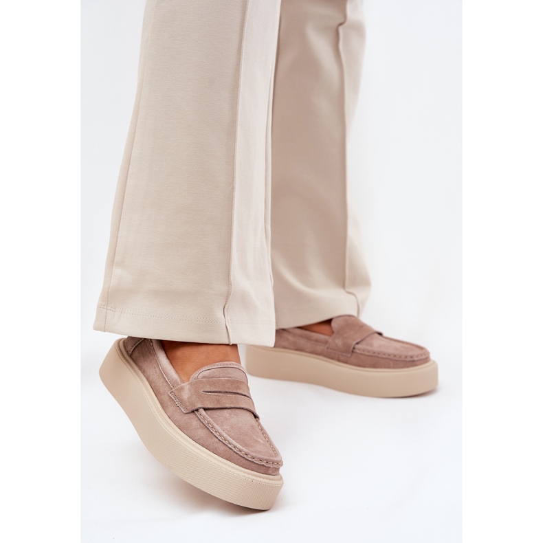 Frauen -Wildleder -Moccasins auf der beige Plattform Vinceza 79535 2