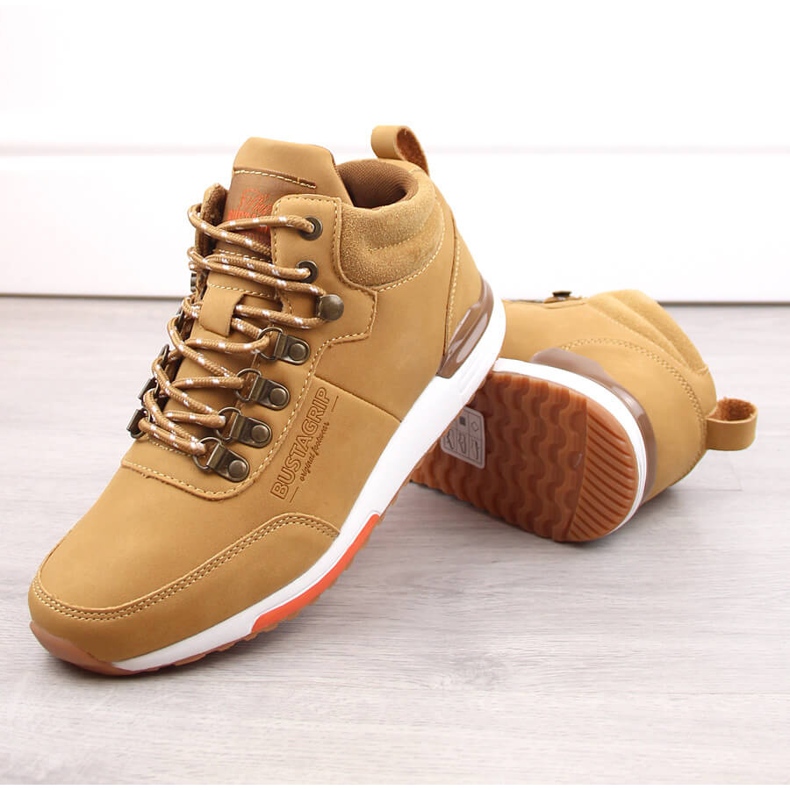 Gelbe Herrenschuhe aus Bustagrip-Leder 1