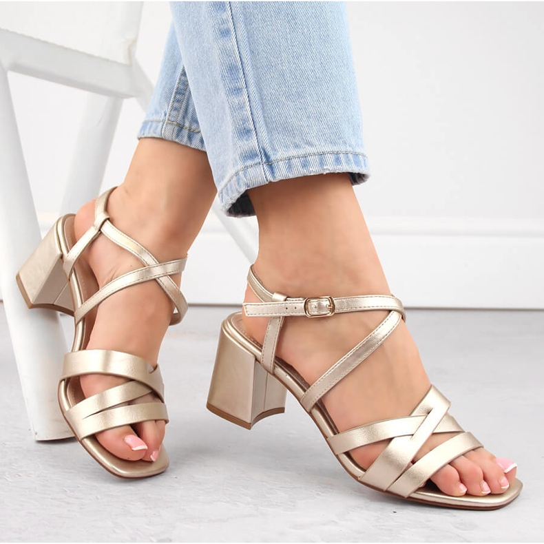 Damensandalen mit goldenem Absatz Sergio Leone SK067 1