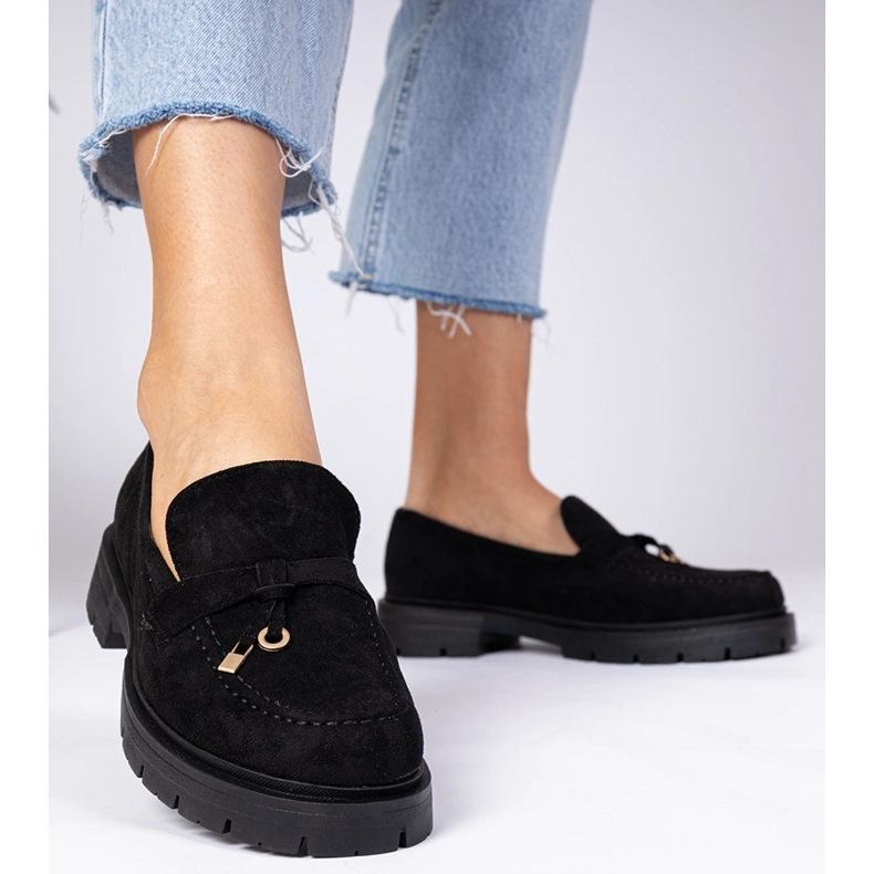 Schwarze Slipper aus Ekozamsz mit Dekoration 2