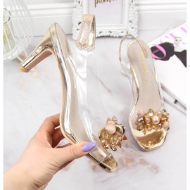 Transparente Damensandalen mit goldenen Sabatina-Steinen 2