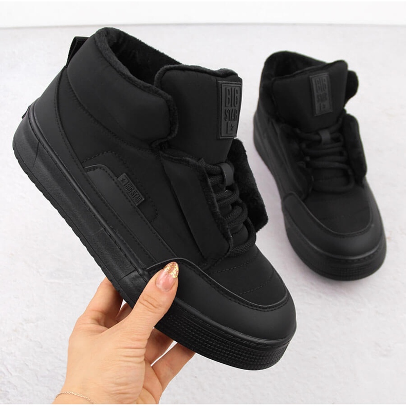 Schwarze isolierte Damenstiefel Big Star OO274A530 1