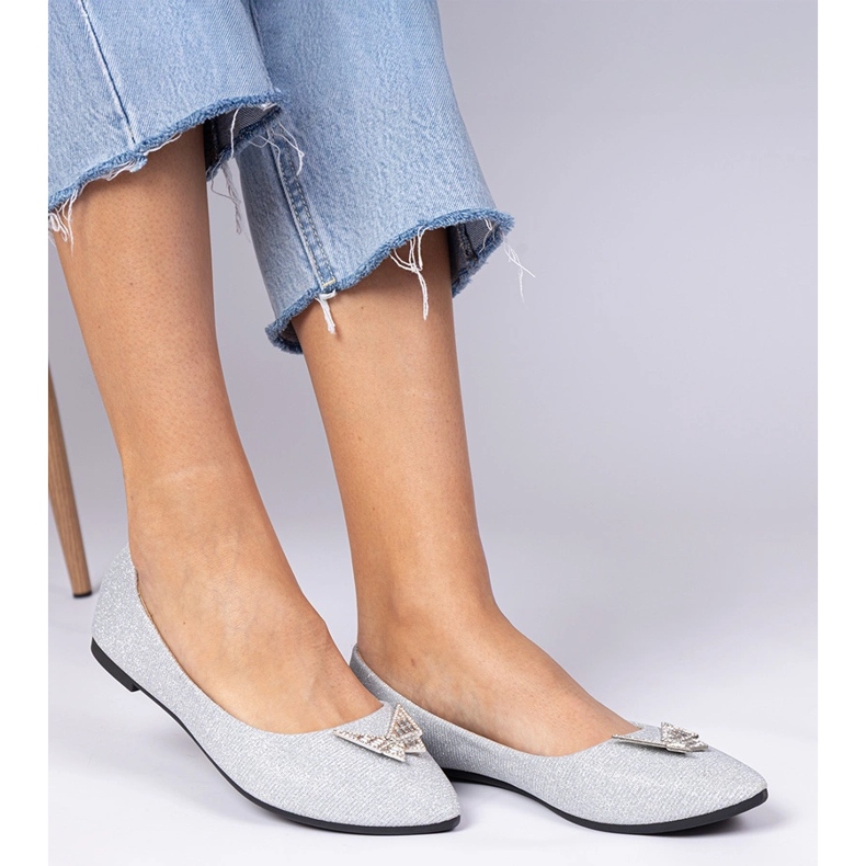Glitzer Ballerinas für Silberinnen mit einem Schmetterling silber- 1