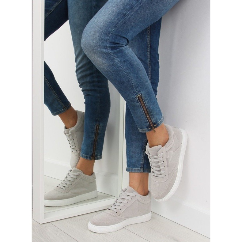 Damensneaker aus grauem Wildleder LT.GRAY 2