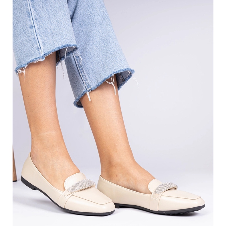 Beige Frauenlehre mit Zirkonen 2