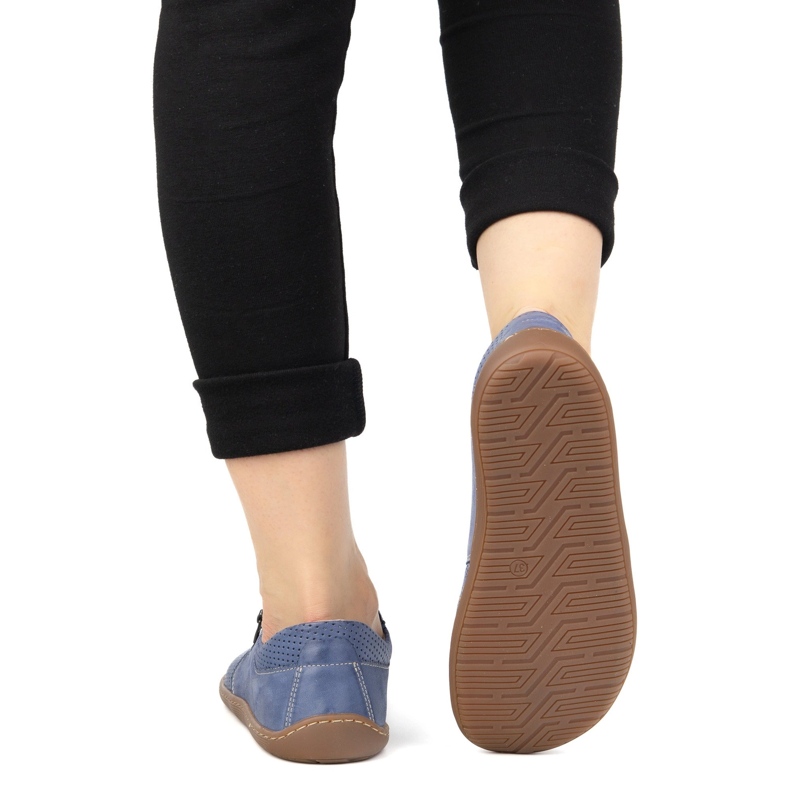 Olivier Minimalistische Lederschuhe von Frauen barfuß 1244 perforiertes Marineblau 2