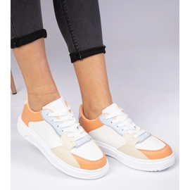 White-orange-Sport-Turnschuhe aus Öko-Leder weiß 1
