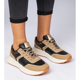 Schwarze Frauen -Turnschuhe mit Glitzer mit einem Tiermuster 3
