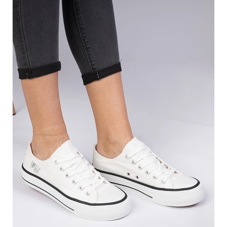 Weiße klassische Frauen -Sneakers 1