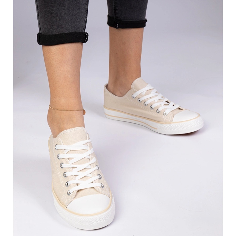 Brown klassische Frauen -Sneaker beige 1