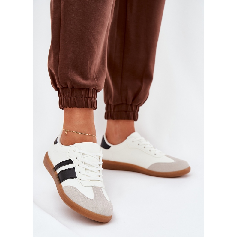 Niedrige Frauen -Turnschuhe mit Öko -Leder weiß 2