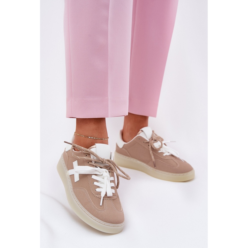 Low Frauen Sportschuhe Beige 2