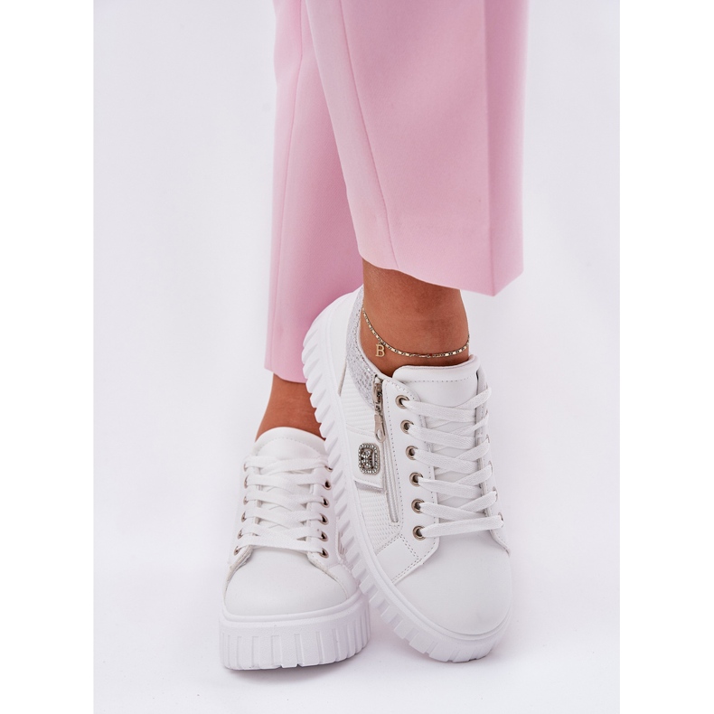 Frauen Sportschuhe auf der Plattform mit Öko -Leder weiß 2