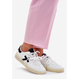 Niedrige Frauen Sportschuhe weiß 1