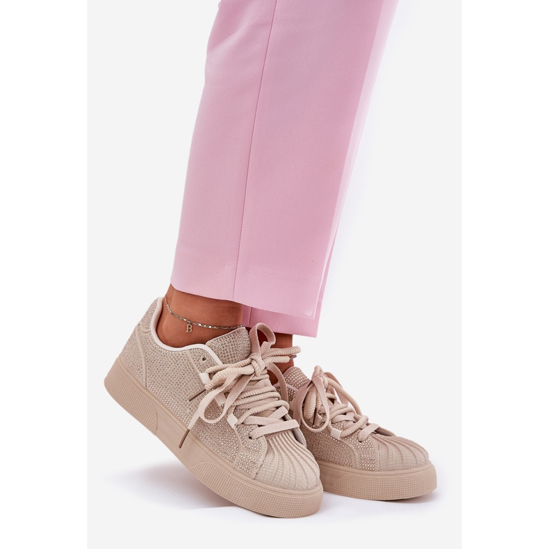Frauen -Sneaker mit Dekoration auf der Plattform Beige 1