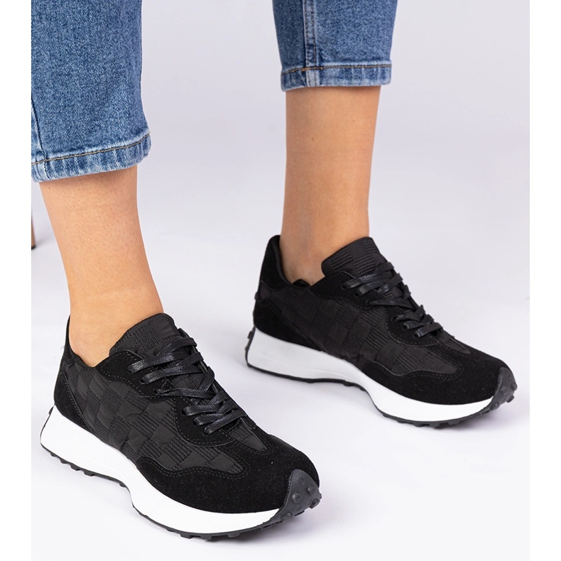 Schwarze Sport-Sneaker für Damen 1