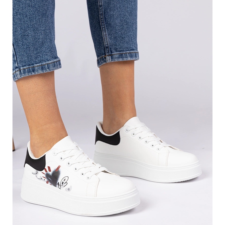 Weiße und weiße Turnschuhe Frauen Sportsneaker mit Druck 1