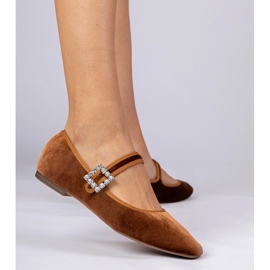 Brown Damen VeloR Ballerinas mit einer Schnalle braun 2