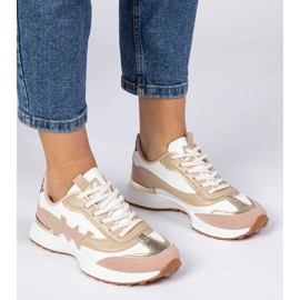 Weiße und rosa Frauen -Turnschuhe mit einem Leopardenzubehör 4