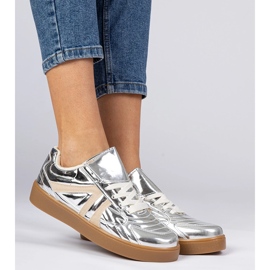 Silber -Turnschuhe lackierte Frauen -Sneaker 1